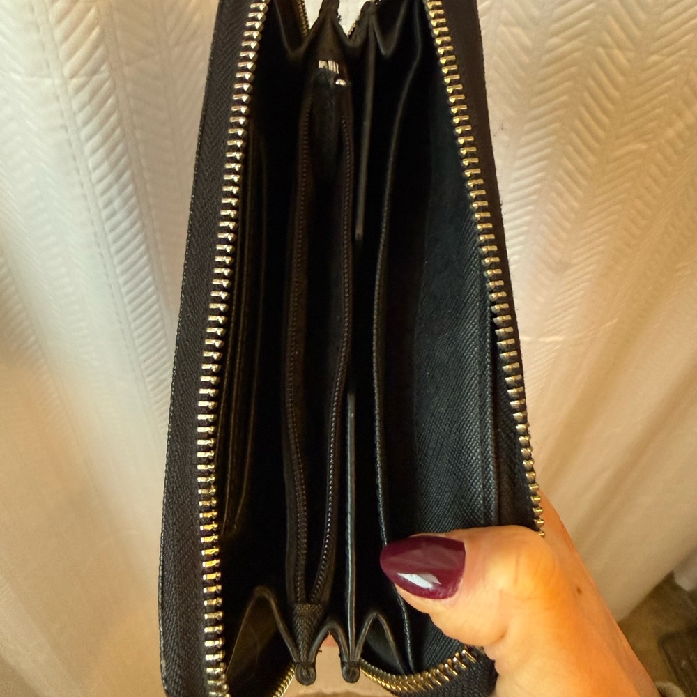 Michael Kors Black Textured Wallet - Picture 4 of 4